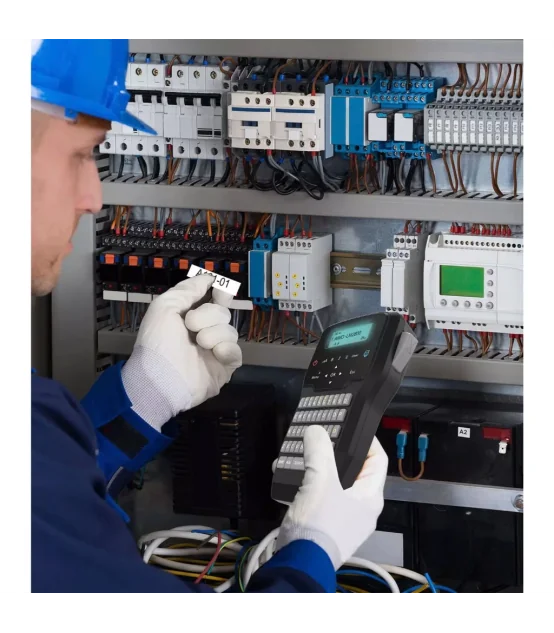 Dymo DM-A45016, [12mm x 7m], Chữ đen nền xanh dương | AIMO Việt Nam