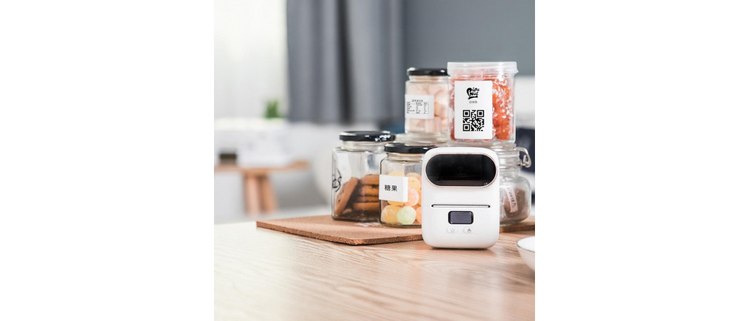 Ứng Dụng của Máy In Nhãn Di Động Aimo M110 - M200 trong In Tem Dán Hộp Nhựa, Chai Lọ và Bao Bì Sản Phẩm