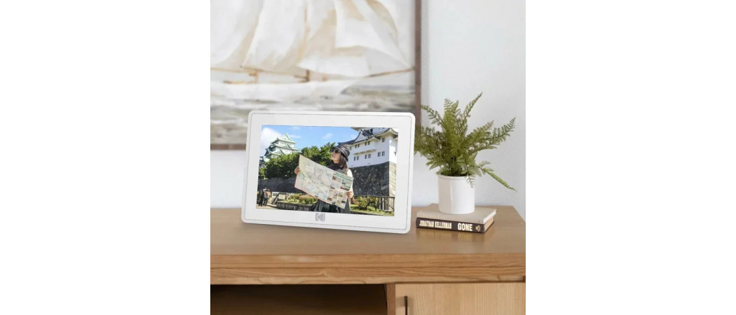 Khung ảnh kỹ thuật số KODAK RCF-106H trình chiếu quảng cáo sản phẩm đẹp mắt